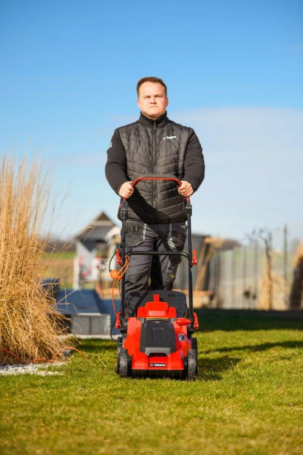 CEDRUS KE40 KOSIARKA ELEKTRYCZNA DO TRAWY 1800W / 40cm - EWIMAX - OFICJALNY DYSTRYBUTOR - AUTORYZOWANY DEALER CEDRUS