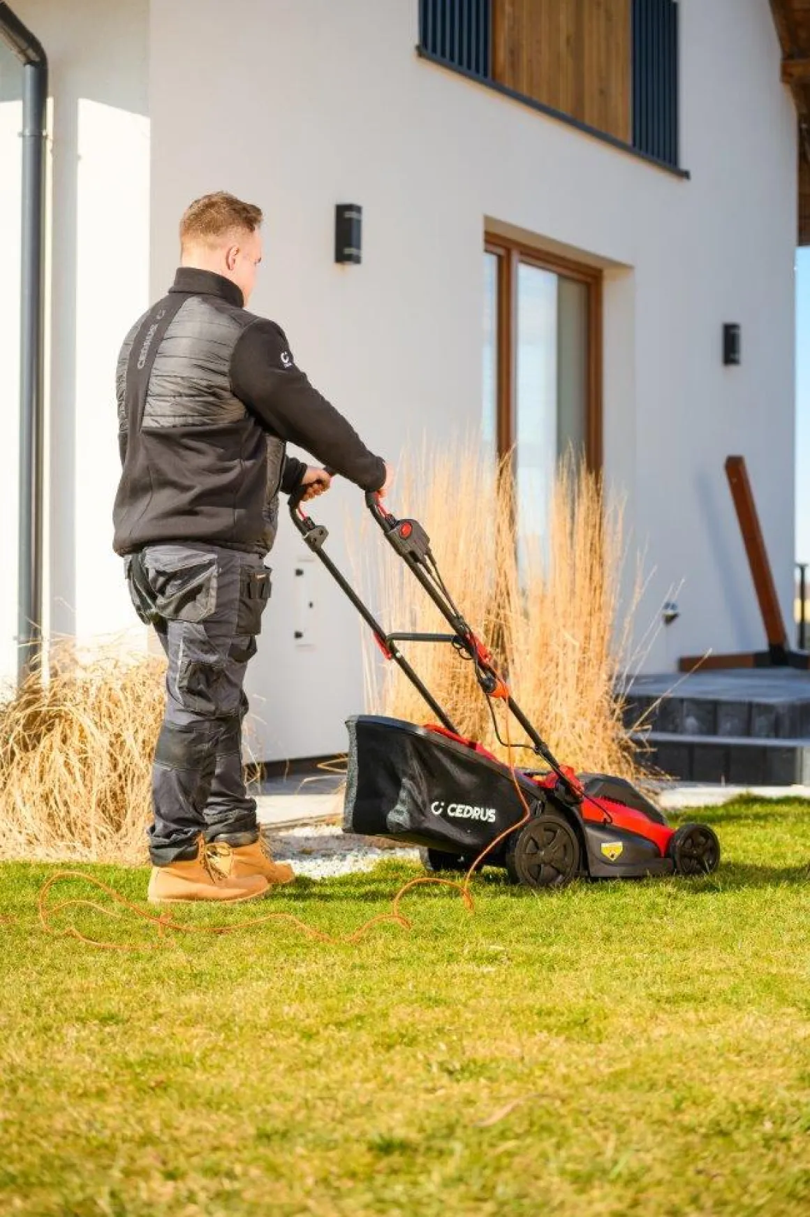 CEDRUS KE40 KOSIARKA ELEKTRYCZNA DO TRAWY 1800W / 40cm - EWIMAX - OFICJALNY DYSTRYBUTOR - AUTORYZOWANY DEALER CEDRUS