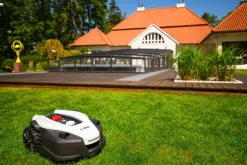 CEDRUS L16 ROBOT KOSZĄCY KOSIARKA AUTOMATYCZNA DO TRAWY 1600m2 C-MOW - OFICJALNY DYSTRYBUTOR - AUTORYZOWANY DEALER CEDRUS