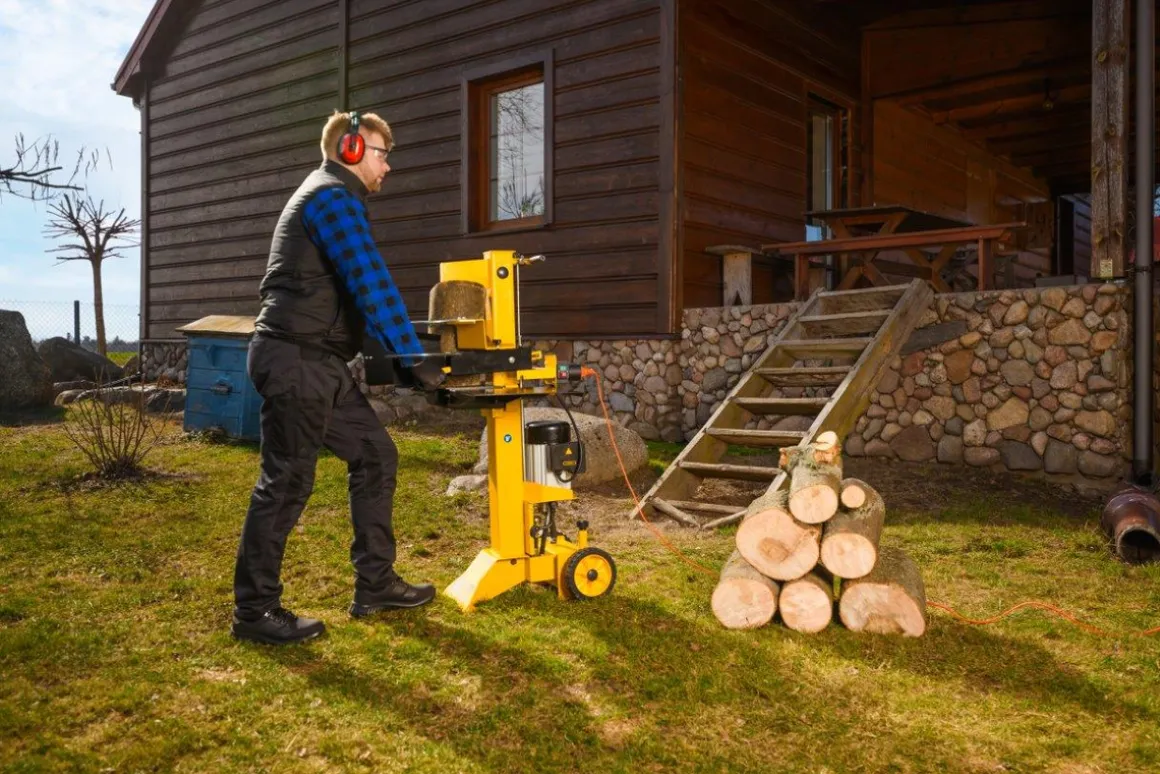 CEDRUS LS06 ŁUPARKA DO DREWNA HYDRAULICZNA ELEKTRYCZNA CEDRUS LS06V PIONOWA RĘBAK NACISK 7 TON CEDLS06V - EWIMAX - OFICJALNY DYSTRYBUTOR - AUTORYZOWANY DEALER CEDRUS