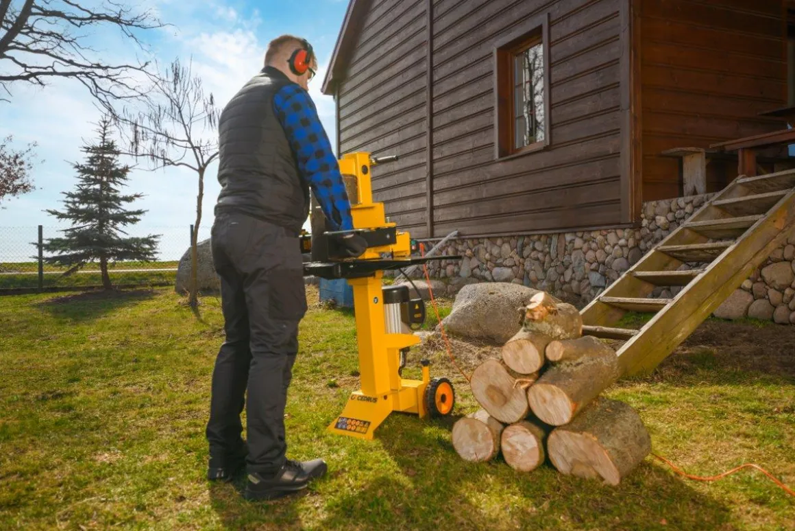 CEDRUS LS06 ŁUPARKA DO DREWNA HYDRAULICZNA ELEKTRYCZNA CEDRUS LS06V PIONOWA RĘBAK NACISK 7 TON CEDLS06V - EWIMAX - OFICJALNY DYSTRYBUTOR - AUTORYZOWANY DEALER CEDRUS