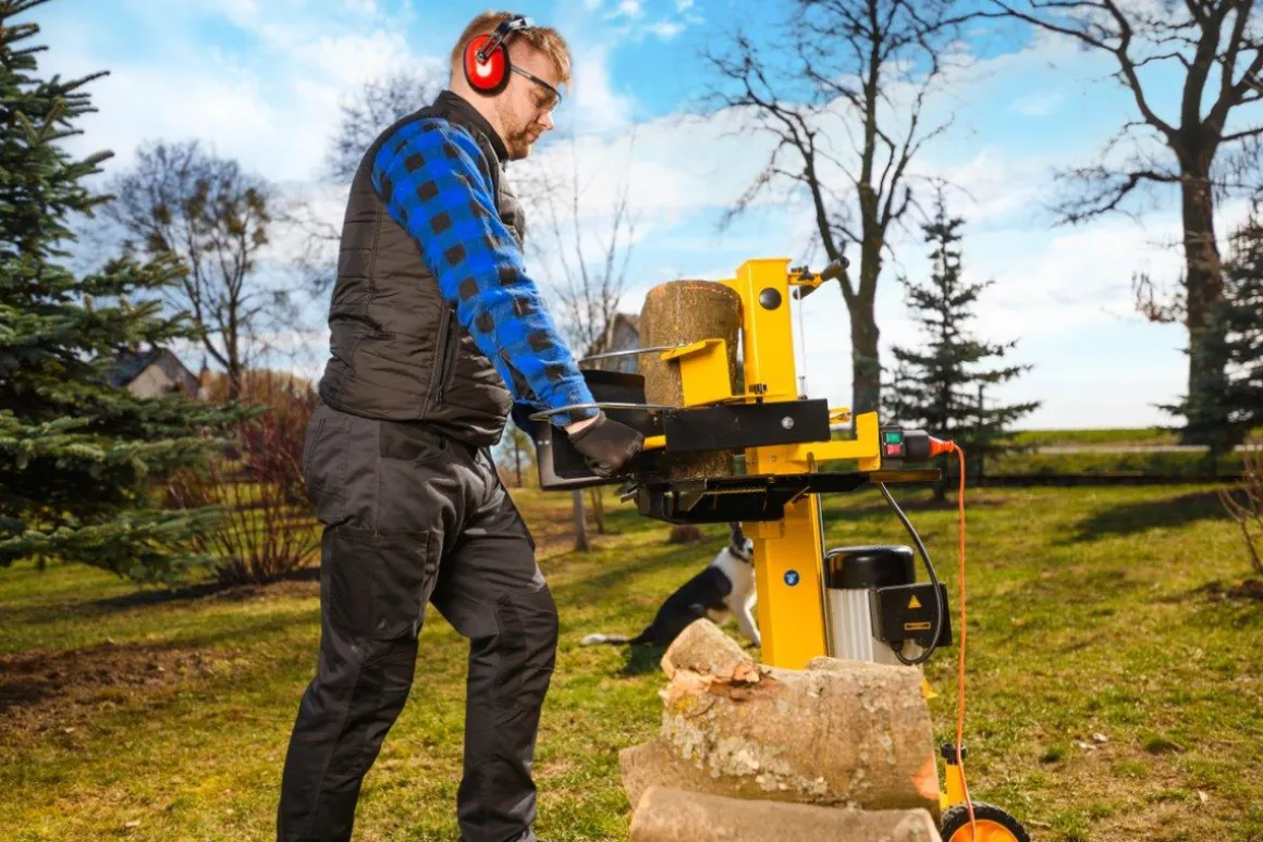 CEDRUS LS06 ŁUPARKA DO DREWNA HYDRAULICZNA ELEKTRYCZNA CEDRUS LS06V PIONOWA RĘBAK NACISK 7 TON CEDLS06V - EWIMAX - OFICJALNY DYSTRYBUTOR - AUTORYZOWANY DEALER CEDRUS