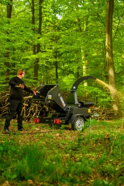 Cedrus R13 Rozdrabniacz Spalinowy Rębak Komunalny 24 KM do gałęzi 13cm z Homologacją Drogową