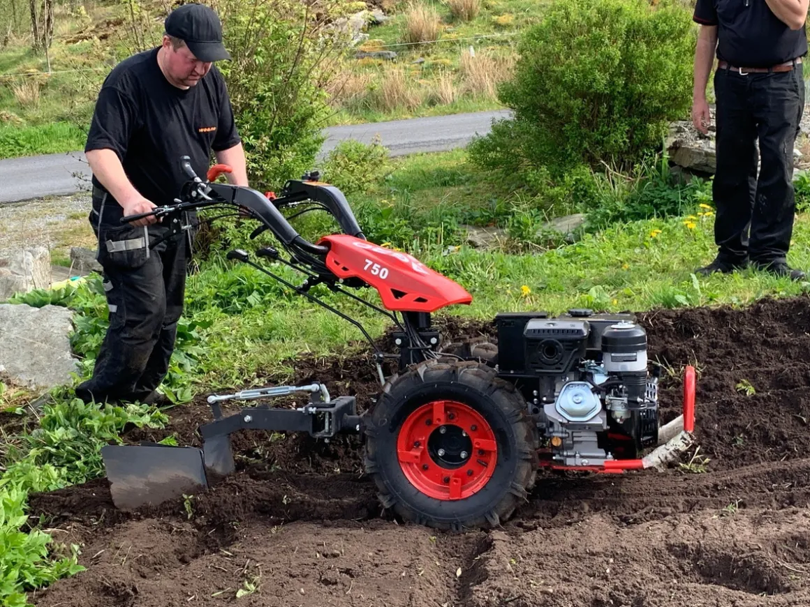 CEDRUS TJ02 TRAKTOREK TRAKTOR JEDNOOSIOWY MIKROCIĄGNIK GLEBOGRYZARKA DZIK WOM JANSEN AGRO GRILLO MURATORI - EWIMAX - OFICJALNY DYSTRYBUTOR - AUTORYZOWANY DEALER CEDRUS