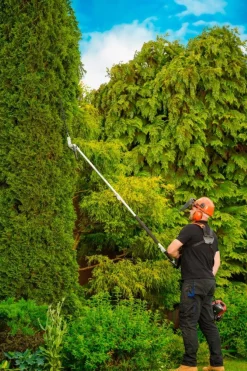 CEDRUS UW552 / UW520 KOSA SPALINOWA DO TRAWY PIŁA ŁAŃCUCHOWA SEKATOR URZĄDZENIE WIELOFUNKCYJNE PODKASZARKA WYKASZARKA 1.8 KM