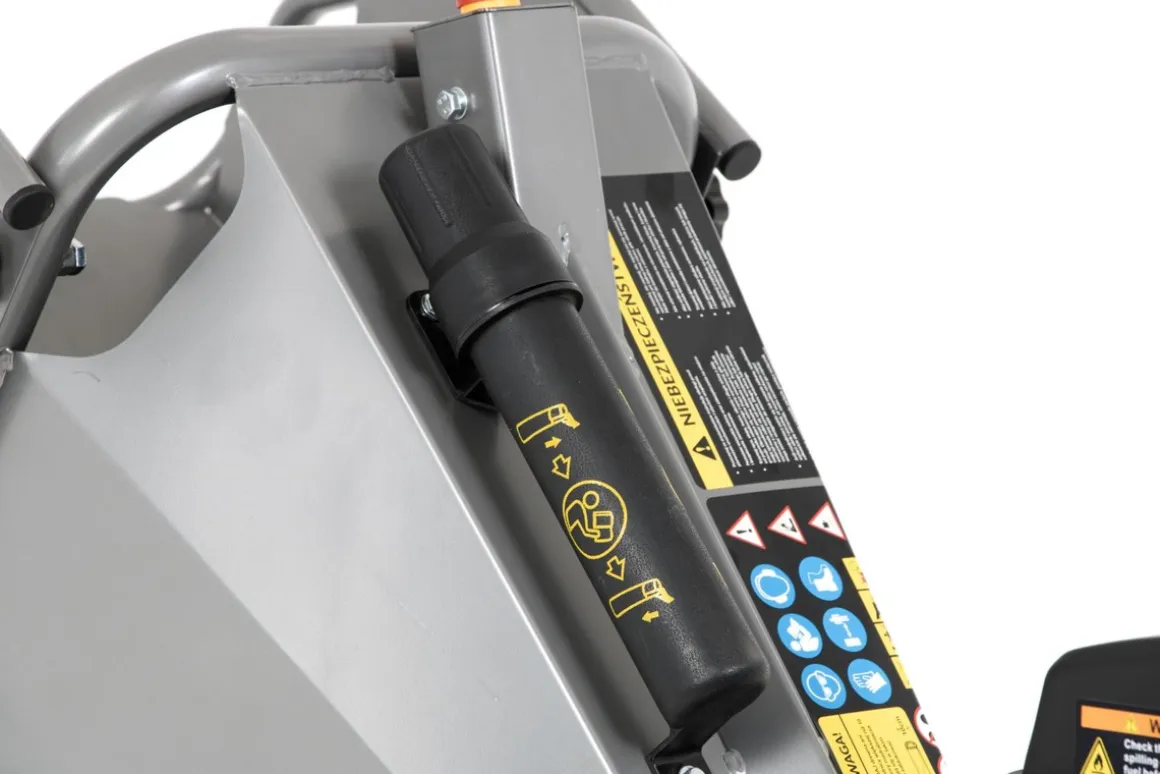 FAWORYT PRO BSP100 ROZDRABNIACZ SPALINOWY REBAK DO GAŁĘZI 10cm