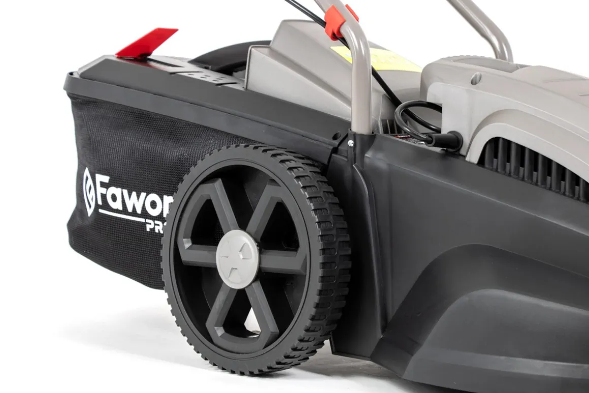 FAWORYT PRO ME42 KOSIARKA ELEKTRYCZNA DO TRAWY INDUKCYJNA 1800W / 42cm