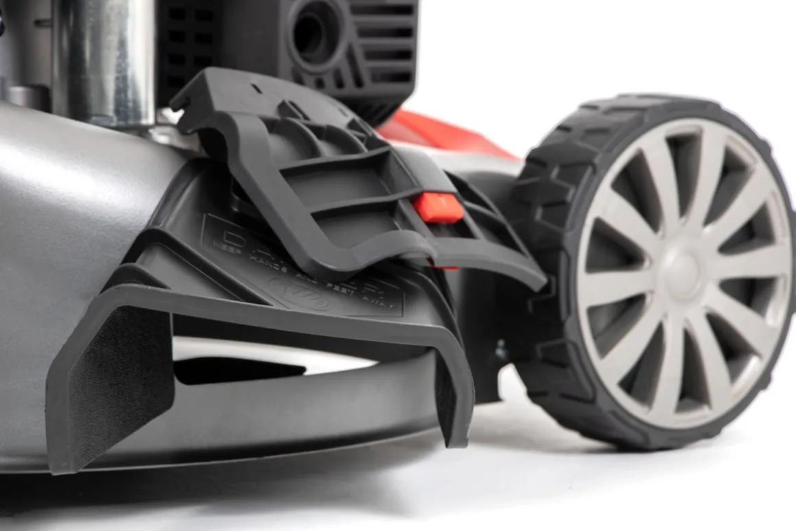 FAWORYT PRO MP46 SE KOSIARKA SPALINOWA DO TRAWY Z NAPĘDEM 3.5 KM / 46cm