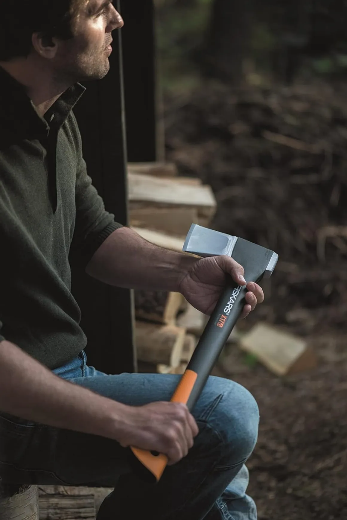 FISKARS X17 SIEKIERA ROZŁUPUJĄCA DO DREWNA Fiskars X17 M 1015641 - OFICJALNY DYSTRYBUTOR - AUTORYZOWANY DEALER FISKARS