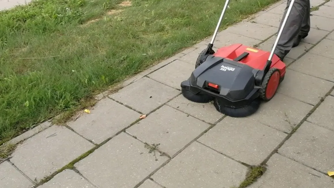 HAAGA STARMIX 255 ZAMIATARKA RĘCZNA PROWADZONA URZĄDZENIE SPRZĄTAJĄCE Z SYSTEMEM TURBO 55cm KLASA PREMIUM EWIMAX-OFICJALNY DYSTRYBUTOR - AUTORYZOWANY DEALER HAAGA