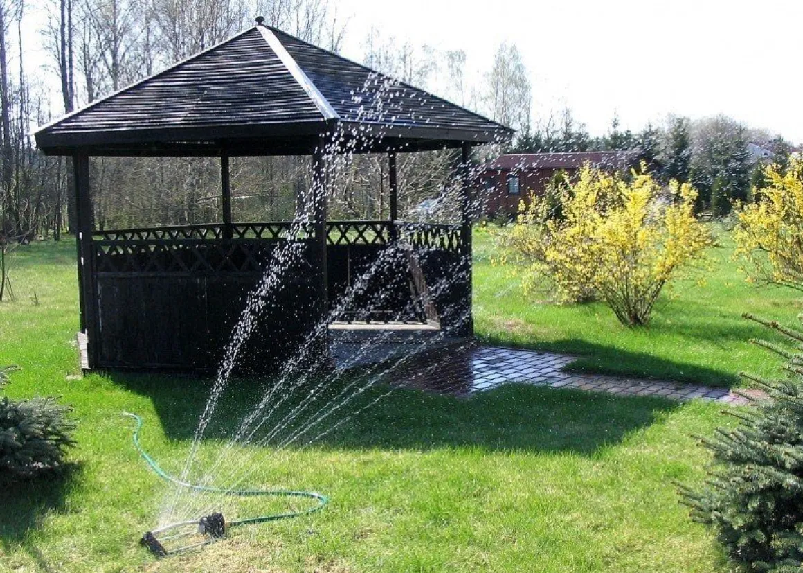 HECHT 3133 POMPA DO WODY HYDROFOROWA HYDROFOR OGRODOWA DO NAWADNIANIA 1300W 5400 l/h - OFICJALNY DYSTRYBUTOR - AUTORYZOWANY DEALER HECHT