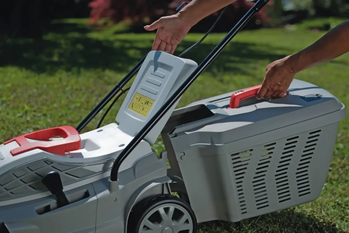 IKRA IERM 1434 KOSIARKA ELEKTRYCZNA DO TRAWY 1400W PREMIUM OB-IKRIERM1434 EWIMAX - OFICJALNY DYSTRYBUTOR - AUTORYZOWANY DEALER IKRA