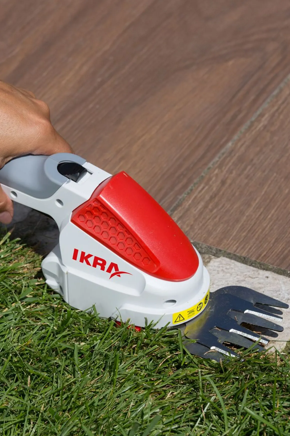 IKRA IGBS1054 LI SEKATOR NOŻYCE DO TRAWY KRZEWÓW AKUMULATOROWE PREMIUM OB-IKRIGBS1054LI EWIMAX - OFICJALNY DYSTRYBUTOR - AUTORYZOWANY DEALER IKRA