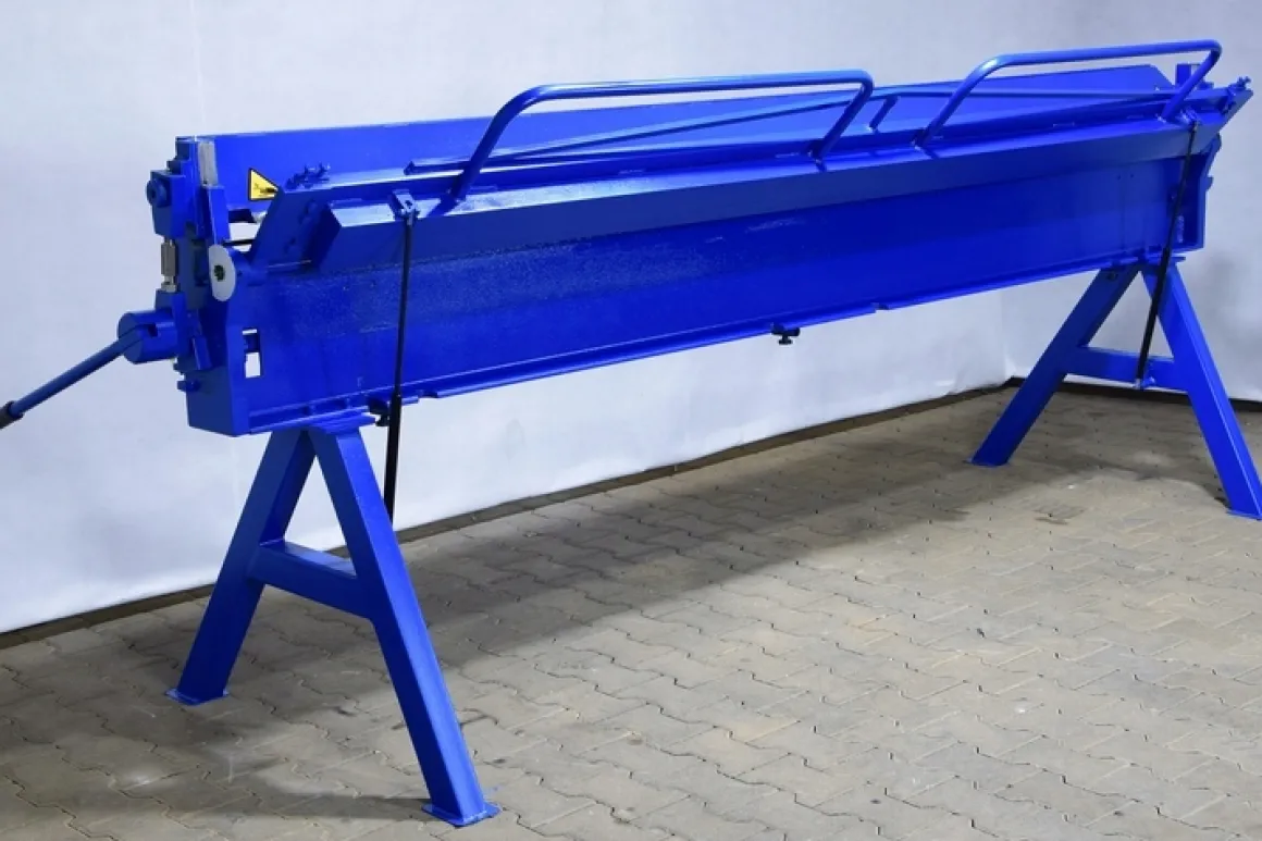 MAAD ZG-3000 /1mm ZAGINARKA GIĘTARKA KRAWĘDZIARKA DEKARSKA DO BLACHY Z CIĘCIEM MAAD ZG-3000 /1mm