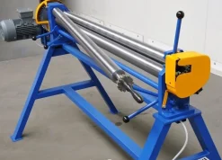 MAAD ZW-1300/0.8/EL WALCARKA ZWIJARKA ELEKTRYCZNA 1-FAZOWA WALCE DO BLACHY MAAD ZW-1300 /0.8mm EL
