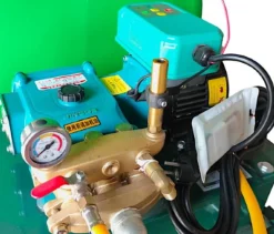 MasterCut FH-36F OPRYSKIWACZ WÓZKOWY ELEKTRYCZNY JEZDNY TACZKOWY WÓZKOWY NA KOŁACH 160L ZASILANIE 230V 50HZ