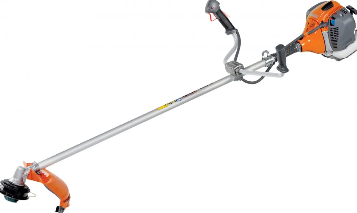 OLEO MAC BC 530 T PROFI KOSA SPALINOWA DO TRAWY PROFESJONALNA WYKASZARKA PODKASZARKA PODCINARKA MOC 3.7 KM KLASA PREMIUM 61409002E2 EWIMAX-OFICJALNY DYSTRYBUTOR - AUTORYZOWANY DEALER OLEO-MAC