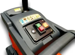 OLEO-MAC OM-LINE ELS 2800 ROZDRABNIACZ ELEKTRYCZNY FREZOWY ZĘBATKOWY NA FREZ ROZDRABNIARKA RĘBAK DO GAŁĘZI 2800W / 45mm OO-OTHELS2800 - OFICJALNY DYSTRYBUTOR - AUTORYZOWANY DEALER OLEO-MAC