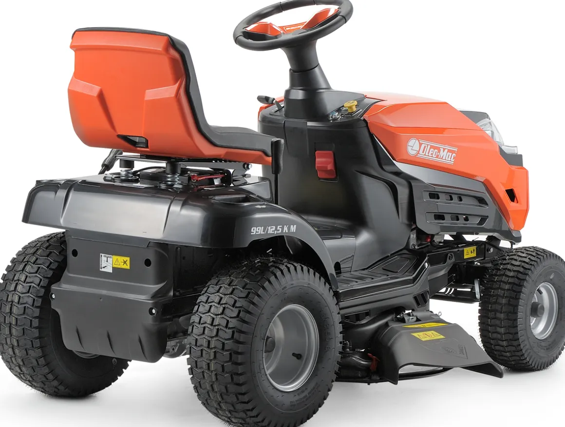 OLEO MAC OM 99L/12.5KM TRAKTOREK OGRODOWY DO TRAWY Z BOCZNYM WYRZUTEM KOSIARKA SAMOJEZDNA SPALINOWA DO TRAWY 68059201 98cm - OFICJALNY DYSTRYBUTOR - AUTORYZOWANY DEALER OLEO-MAC