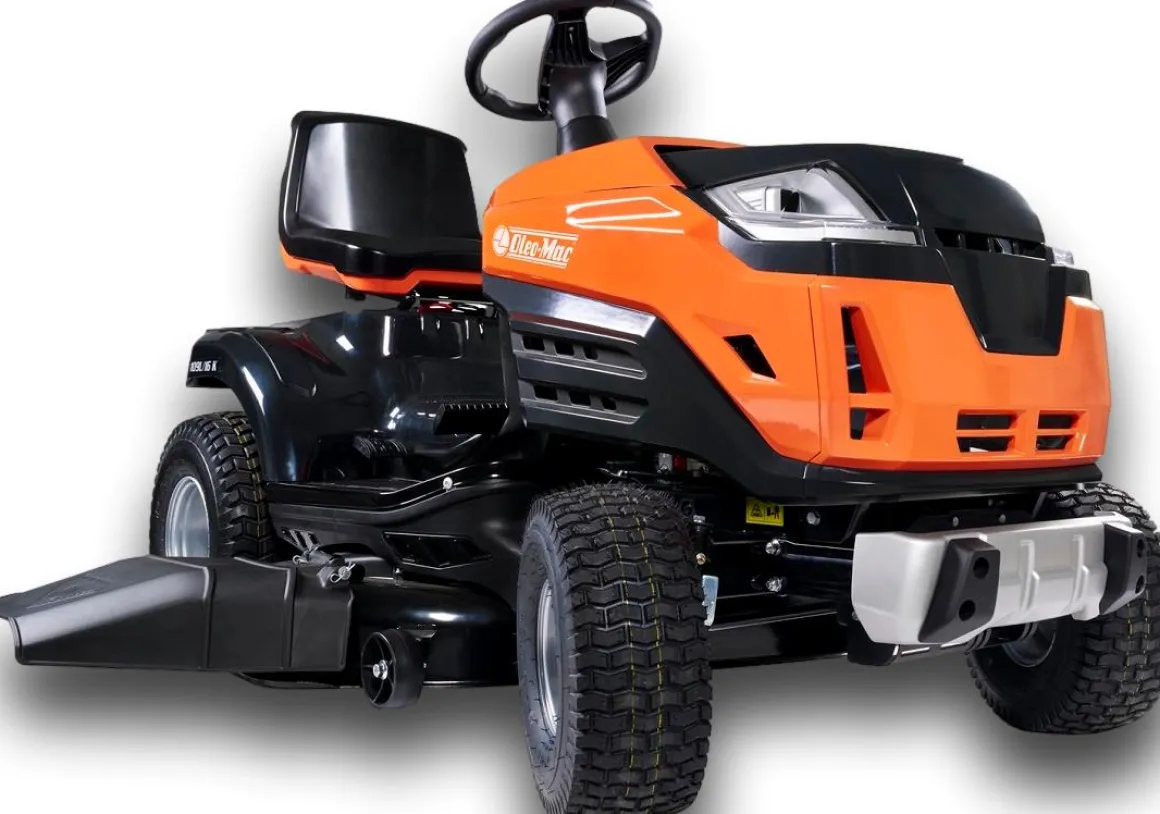 OLEO MAC OM 109L/16 K TRAKTOREK OGRODOWY DO TRAWY Z BOCZNYM WYRZUTEM KOSIARKA SAMOJEZDNA SPALINOWA DO TRAWY HYDROSTAT 108cm 68059203 - OFICJALNY DYSTRYBUTOR - AUTORYZOWANY DEALER OLEO-MAC