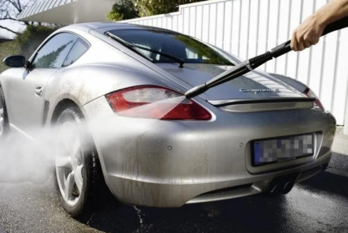 OLEO-MAC PW 300HC MYJKA PRZEMYSŁOWA WYSOKOCIŚNIENIOWA CIEPŁOWODNA 150 bar KLASA PREMIUM 68509064 EWIMAX-OFICJALNY DYSTRYBUTOR - AUTORYZOWANY DEALER OLEO-MAC