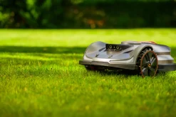 Robot koszący Sunseeker X7 Plus Elite RTK 6000m2 bezprzewodowy