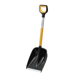 Szufla samochodowa do śniegu FISKARS X-series 1057393 lekka łopata odśnieżna