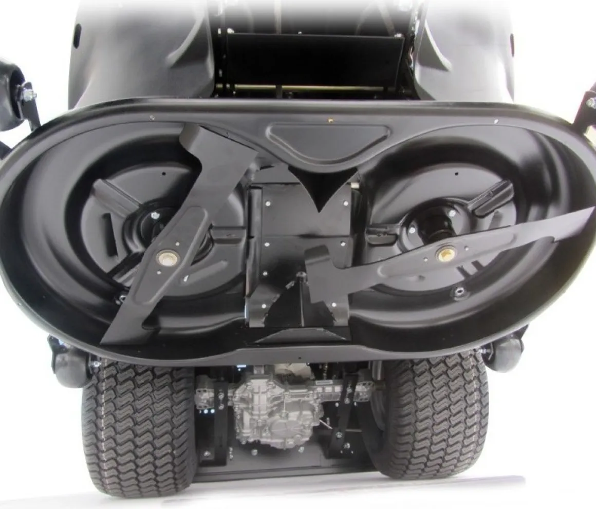 Traktorek ogrodowy 4x4 Oleo-Mac OM 106/24 KH (102 cm)