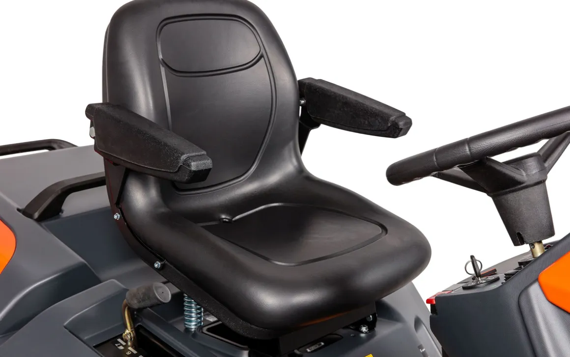 TRAKTOREK OLEO MAC OM 106/24 KH EXCLUSIVE TRAKTOREK OGRODOWY KOSIARKA SAMOJEZDNA SPALINOWA DO TRAWY WERSJA LUX 102cm / 24KM / PREMIUM 68129207 - OFICJALNY DYSTRYBUTOR - AUTORYZOWANY DEALER OLEO-MAC