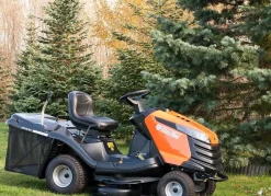 TRAKTOREK OLEO MAC OM 92/24KH TRAKTOREK OGRODOWY KOSIARKA SAMOJEZDNA SPALINOWA DO TRAWY OM92 HYDROSTATIC PREMIUM 68129090 - OFICJALNY DYSTRYBUTOR - AUTORYZOWANY DEALER OLEO-MAC