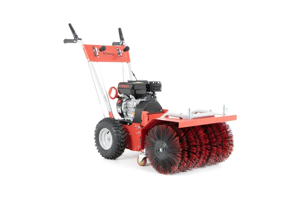 ZAMIATARKA OŚNIEŻARKA SPALINOWA FAWORYT KZ60 60cm LONCIN H200 4W1