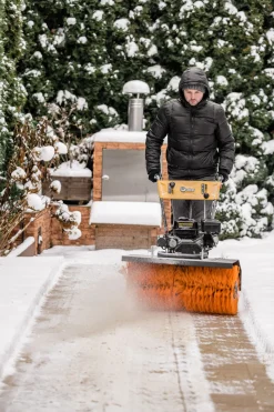 Zamiatarka spalinowa Cedrus ZM06E 4w1 z napędem i odśnieżarką
